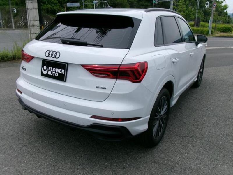 Q3