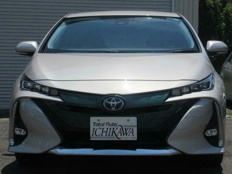 PRIUS PHV