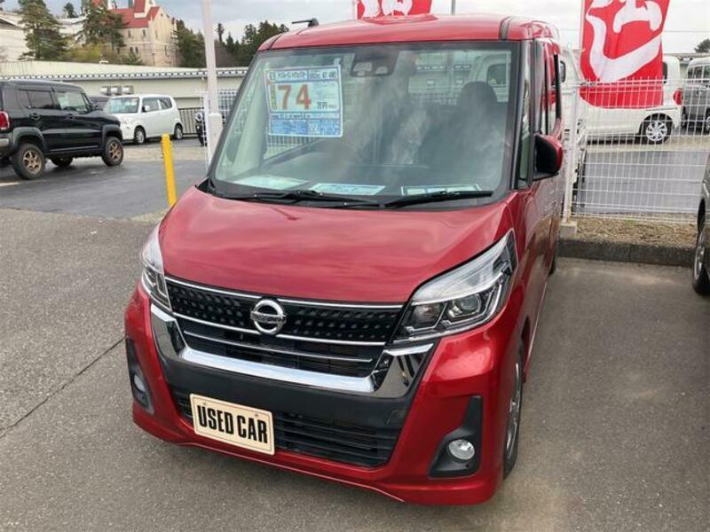 NISSAN DAYZ ROOX
