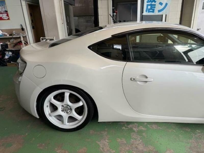 86