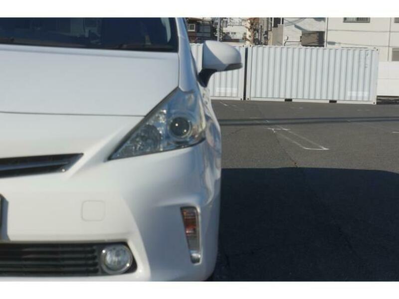 PRIUS ALPHA