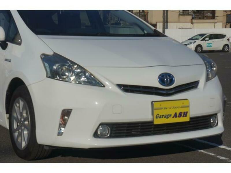 PRIUS ALPHA