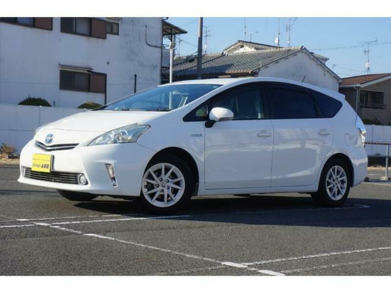 PRIUS ALPHA