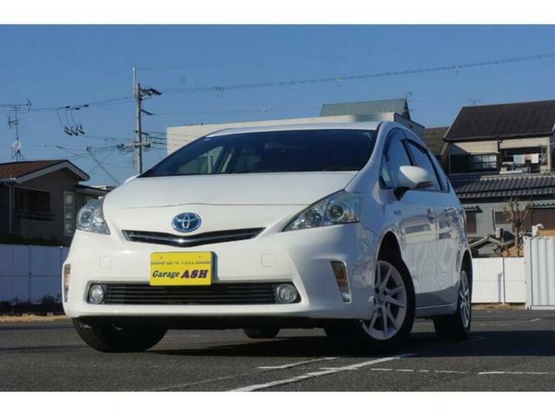 PRIUS ALPHA