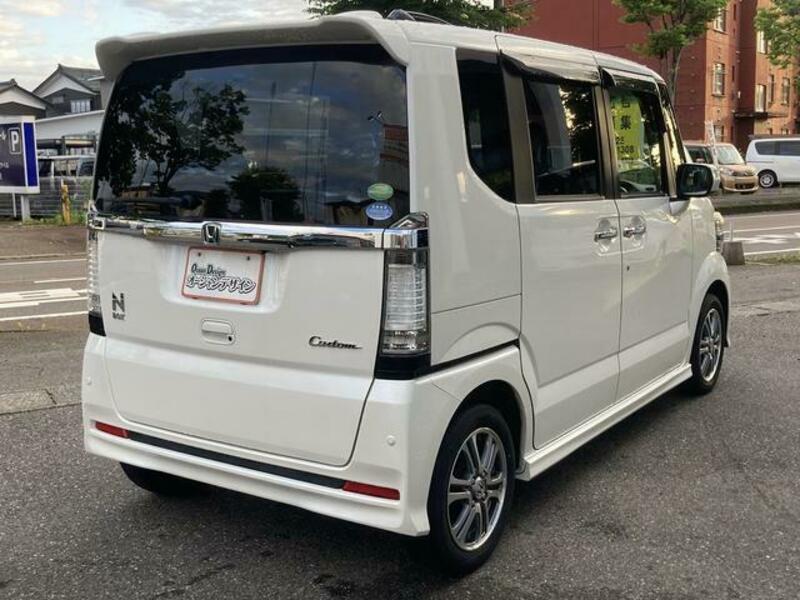 N BOX CUSTOM