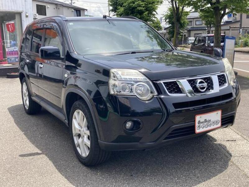 X-TRAIL