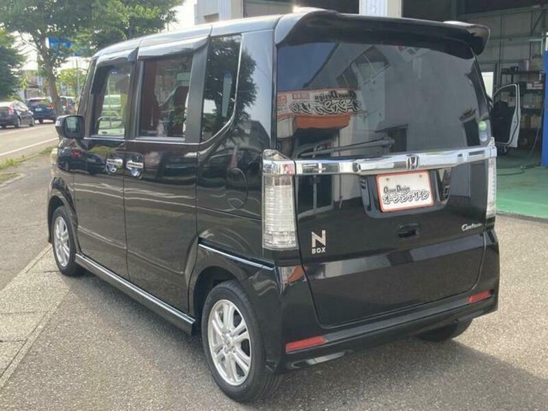 N BOX CUSTOM