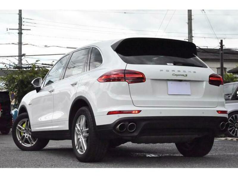 CAYENNE
