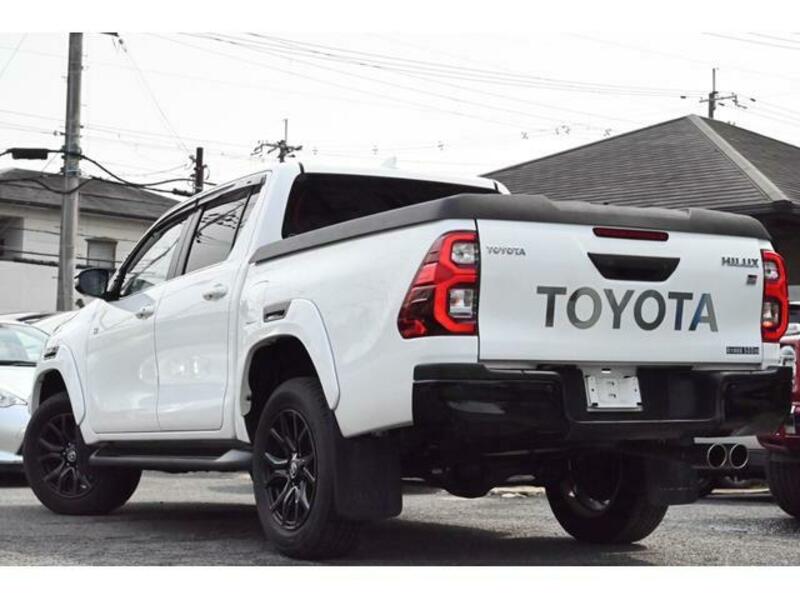 HILUX