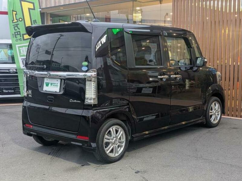 N BOX CUSTOM
