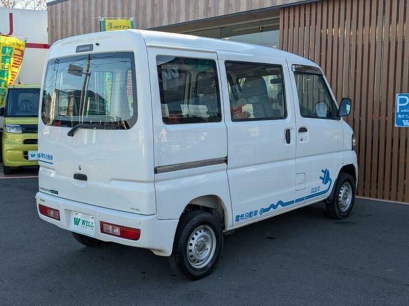 MINICAB MIEV