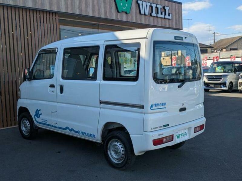 MINICAB MIEV