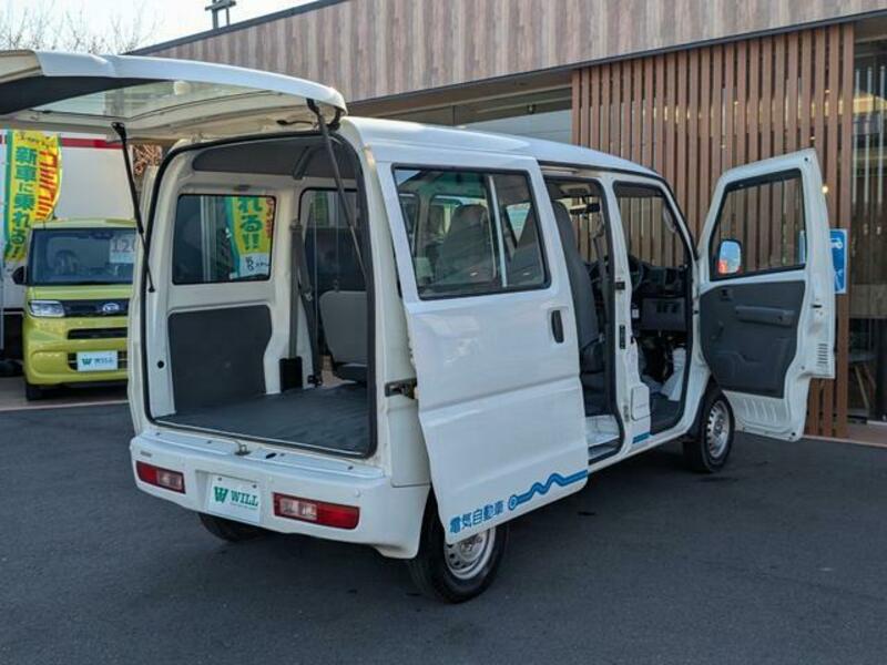 MINICAB MIEV