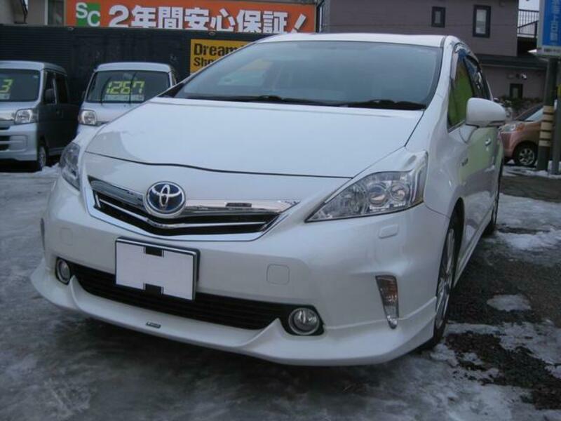 PRIUS ALPHA