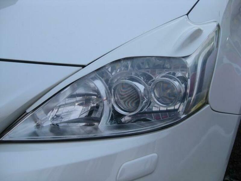 PRIUS ALPHA