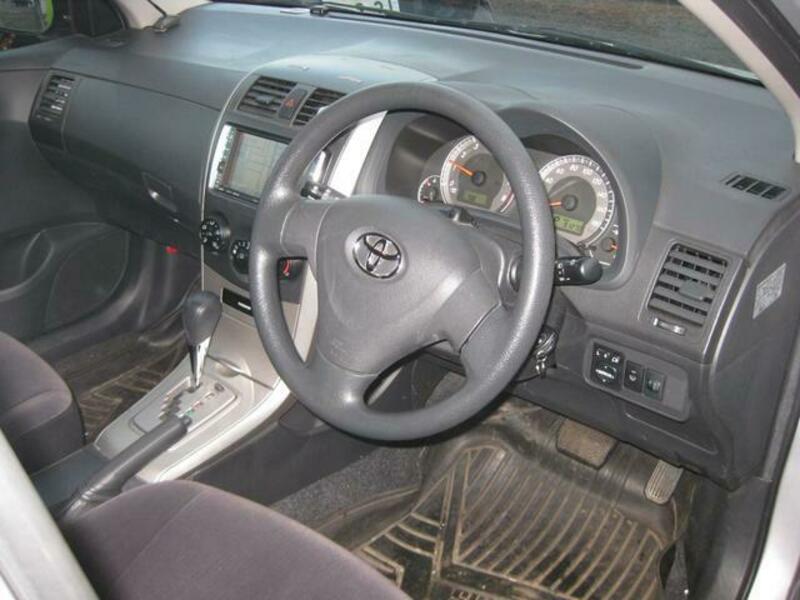 COROLLA FIELDER