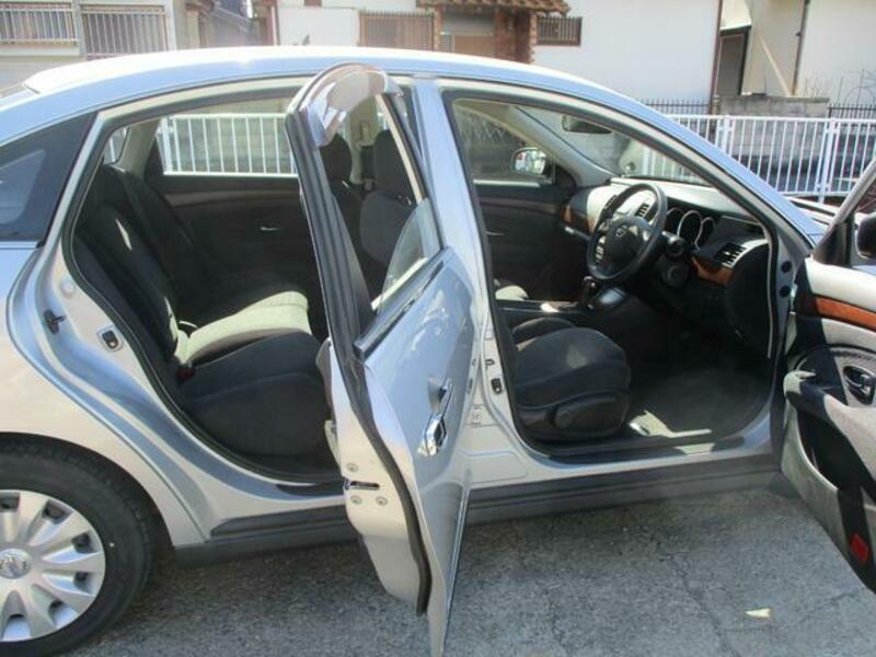 BLUEBIRD SYLPHY