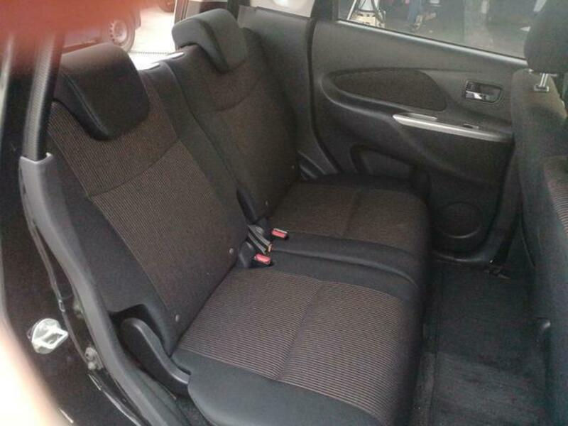 EK CUSTOM