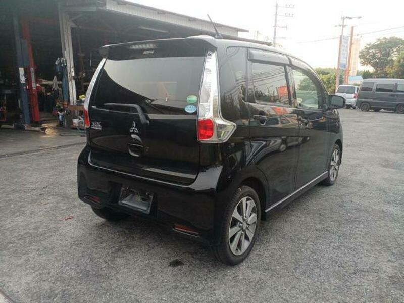 EK CUSTOM
