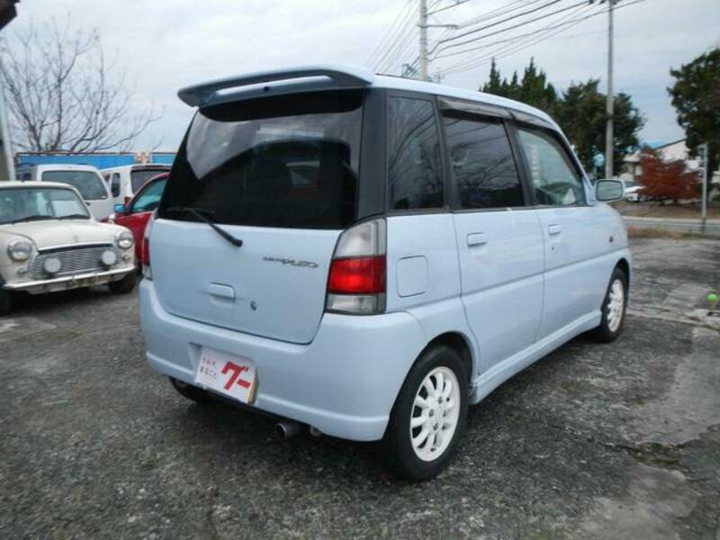 PLEO