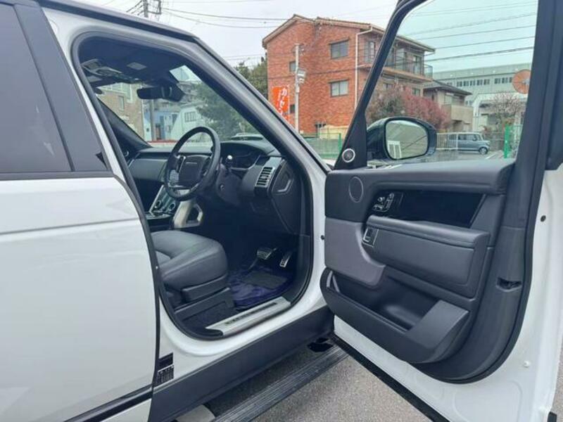 RANGE ROVER