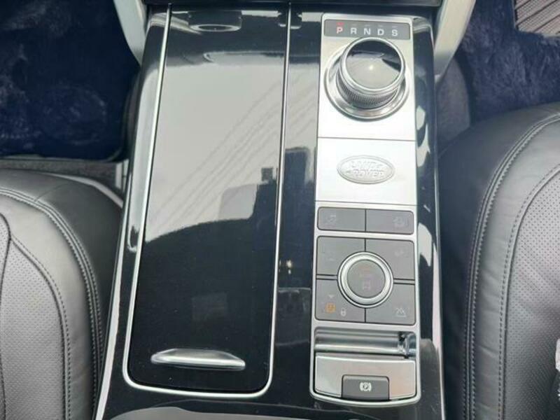RANGE ROVER