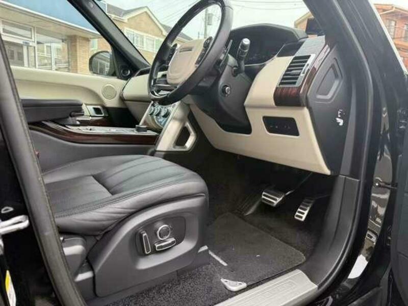 RANGE ROVER