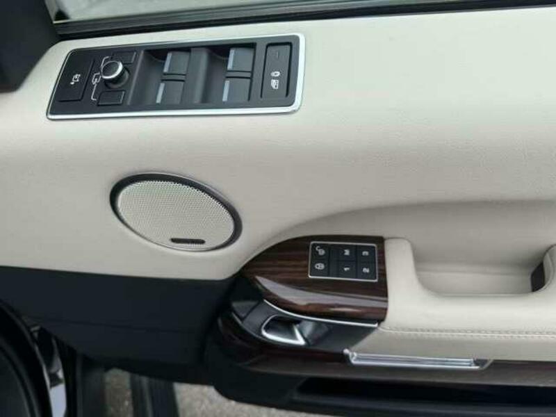 RANGE ROVER