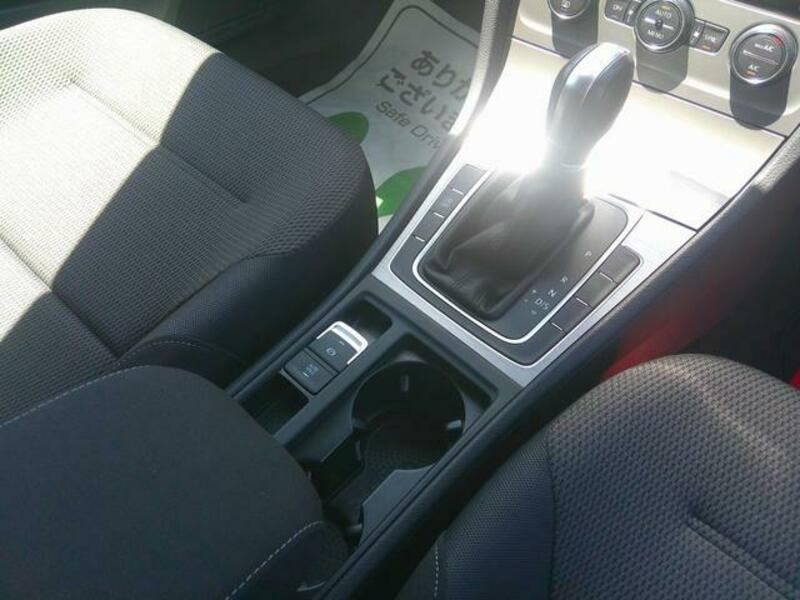 GOLF VARIANT