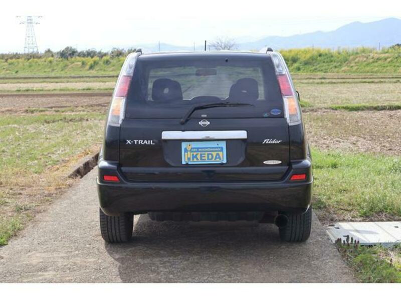 X-TRAIL