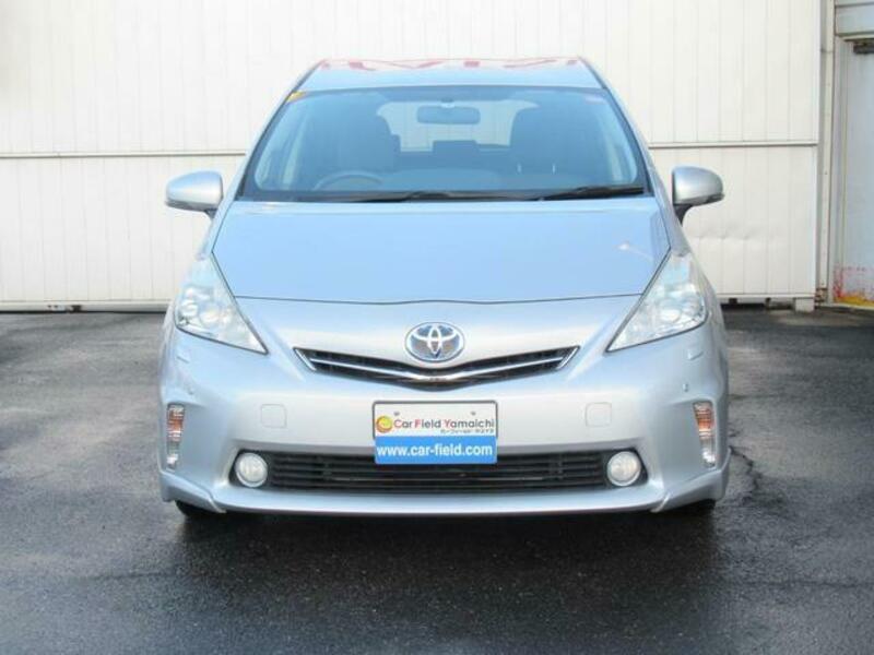 PRIUS ALPHA