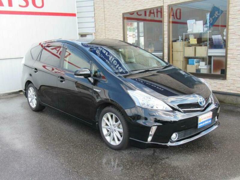 PRIUS ALPHA