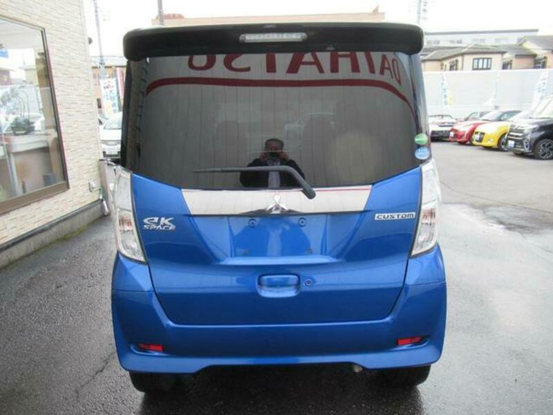 EK SPACE CUSTOM