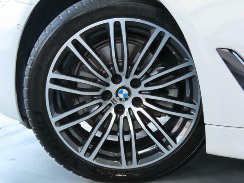 5 SERIES