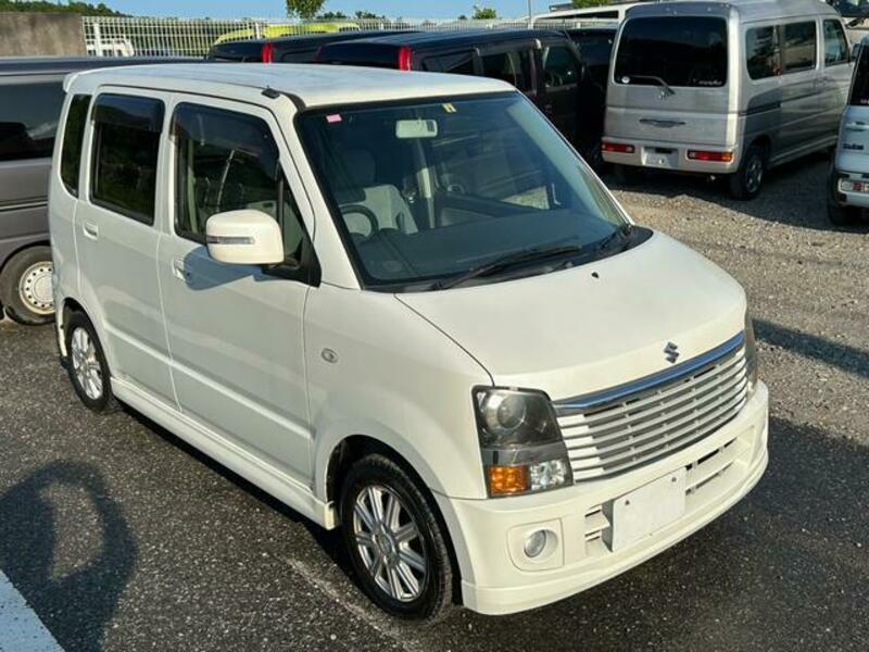 WAGON R