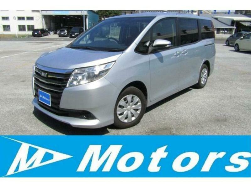TOYOTA NOAH