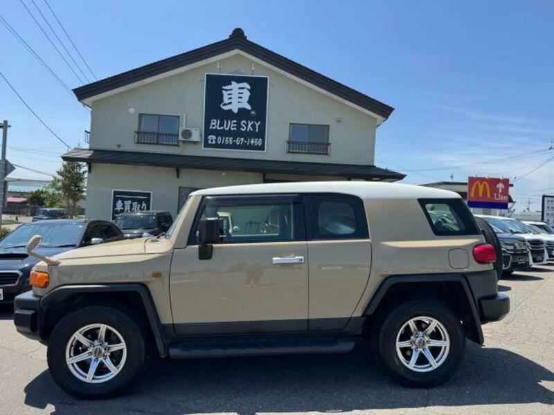 FJ CRUISER