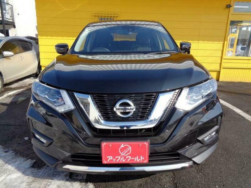 X-TRAIL