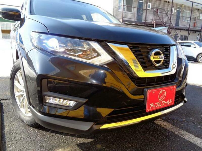 X-TRAIL