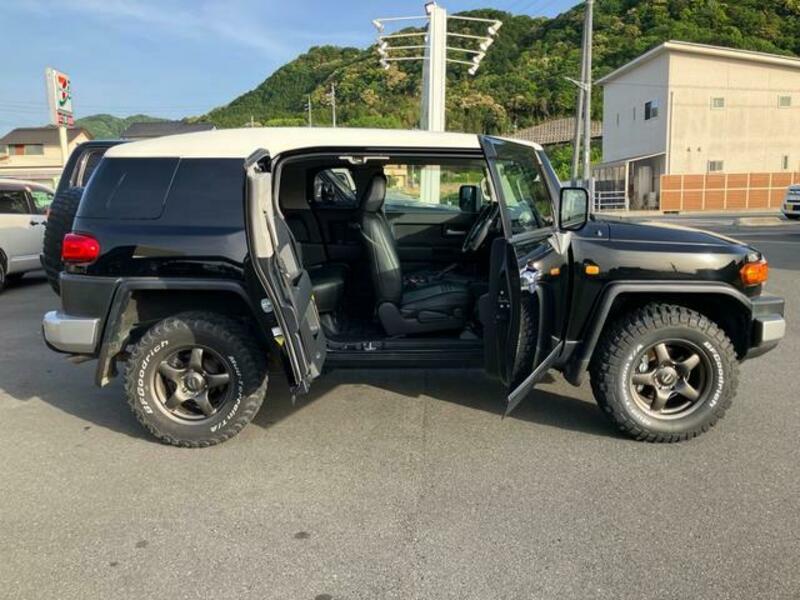 FJ CRUISER