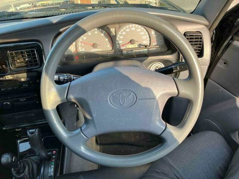 HILUX SURF