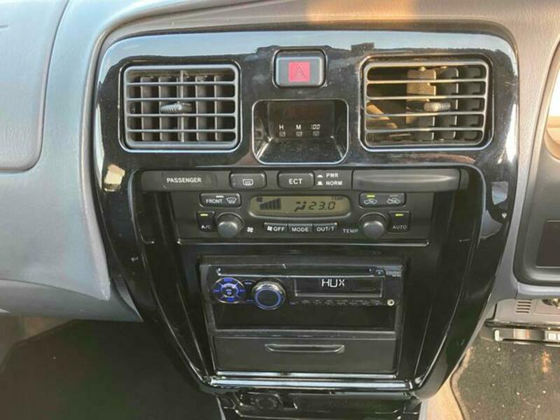 HILUX SURF
