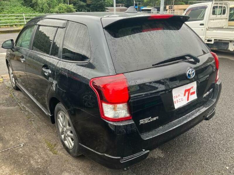 COROLLA FIELDER