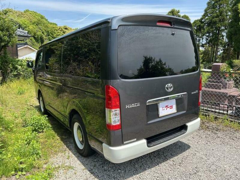 HIACE VAN