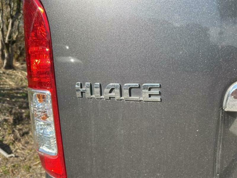 HIACE VAN
