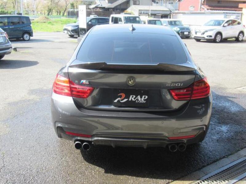 4 SERIES