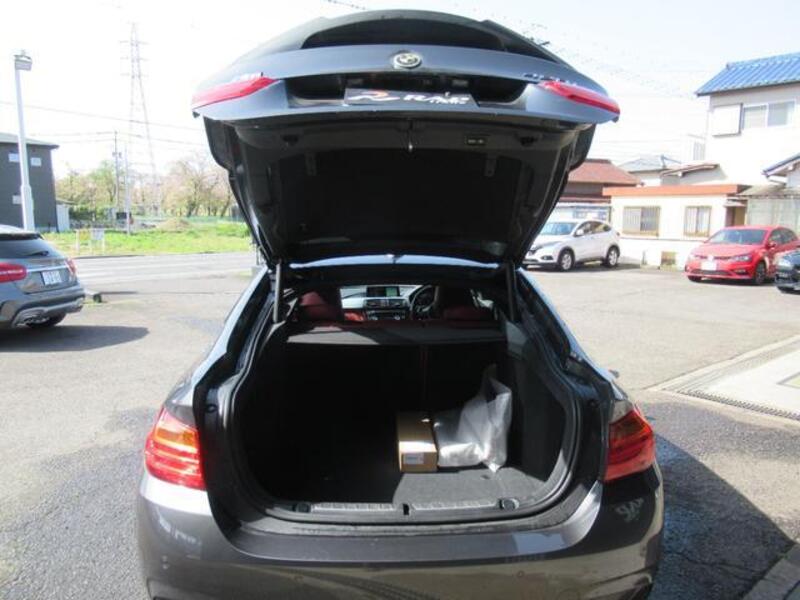 4 SERIES