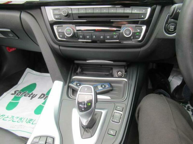 4 SERIES
