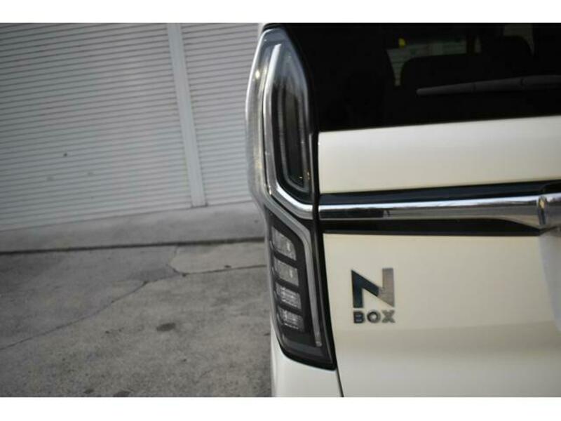 N BOX CUSTOM