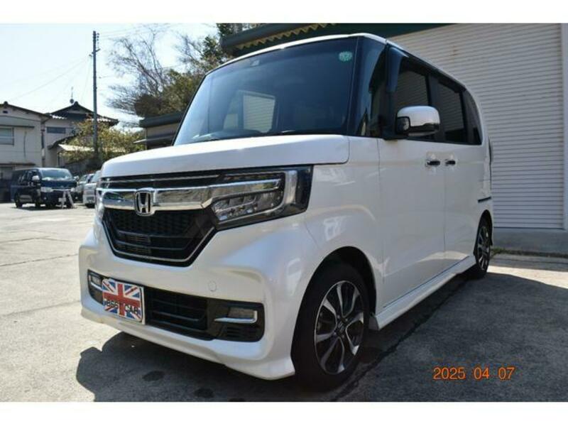 HONDA N BOX CUSTOM